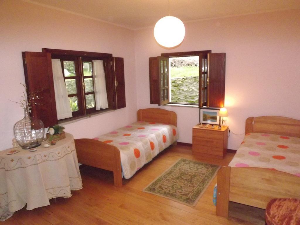Villa Casa Oliveiras Do Douro Sobreira Camera foto